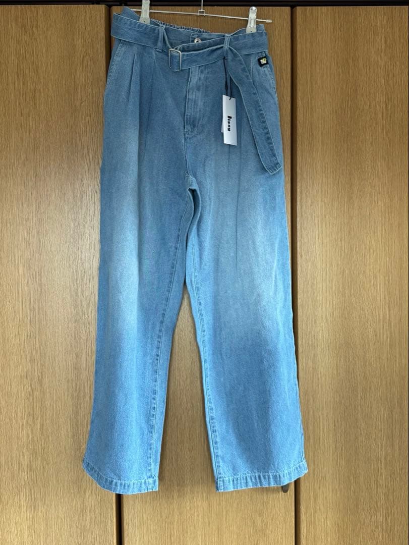 Nissy Nap time デニムパンツ