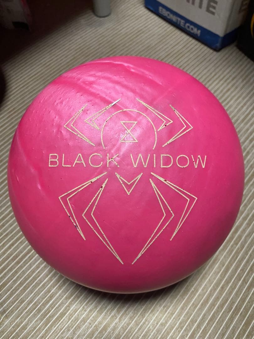【美品】 ハンマー ブラックウィドー ピンク パール ウレタン 15ポンド