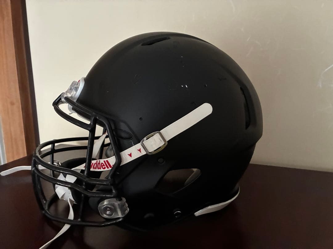 Riddell ブラック アメリカンフットボールヘルメット Lサイズ
