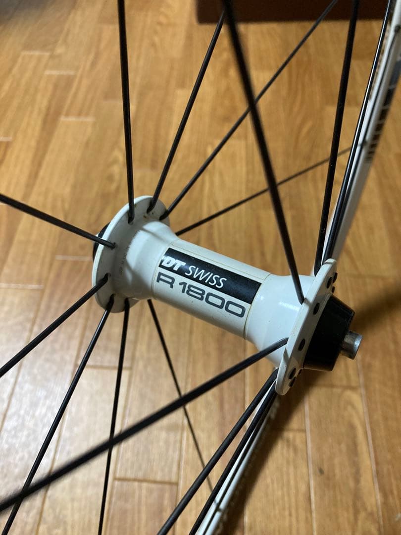 DTSWISS R1800 GIANTホイール(クリンチャー) 白 700c