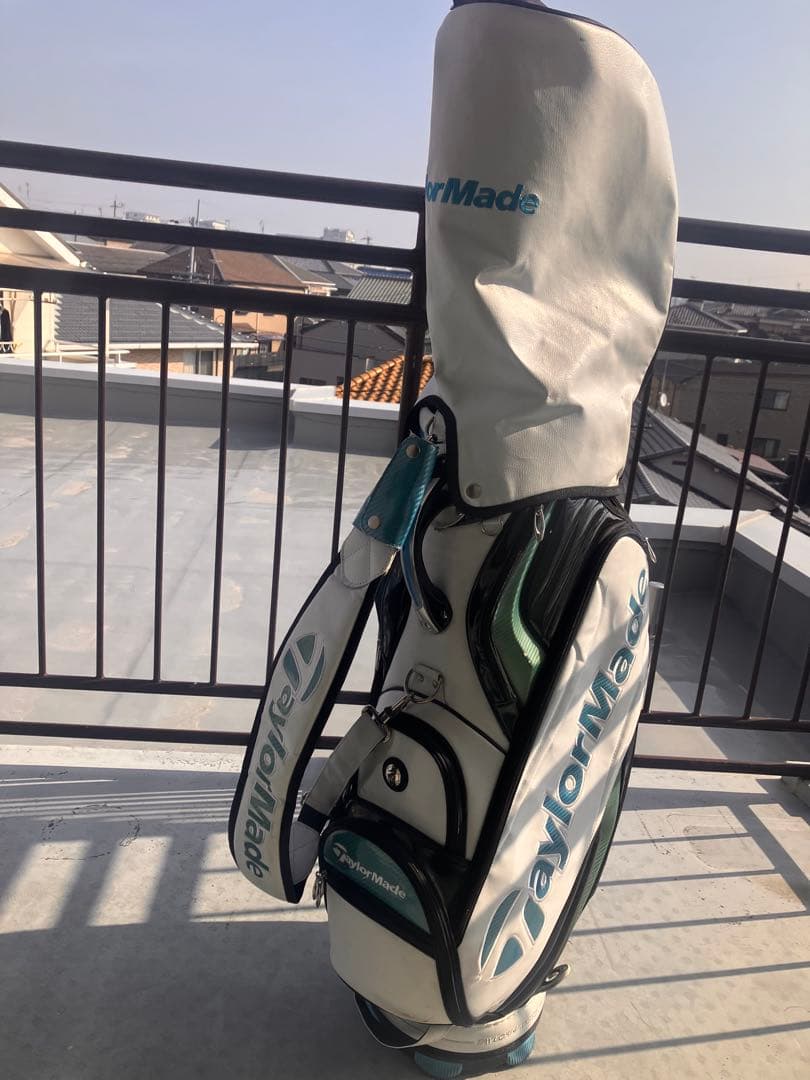 TaylorMade ゴルフキャディバッグ