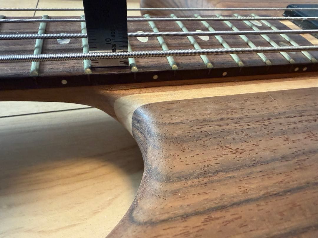 ARIA ProⅡ SB-404 スルーネック エレキベース