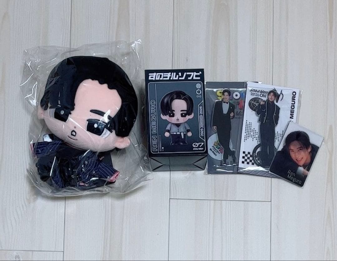 【新品】 Man 目黒蓮  world ON アクスタ ソフビ