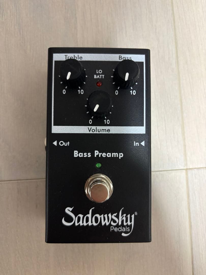 Sadowsky bass preamp 箱付き