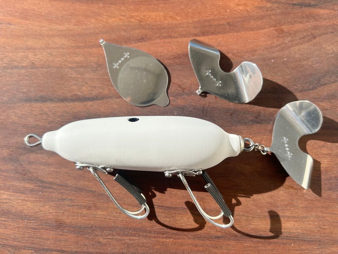 ティート　モヤンチーノ　アナアキ