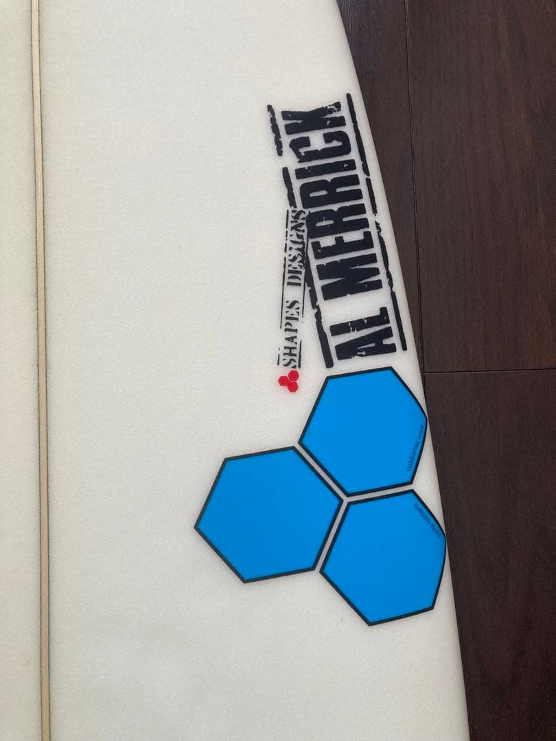 アルメリック　バニーチャウ　サーフボード