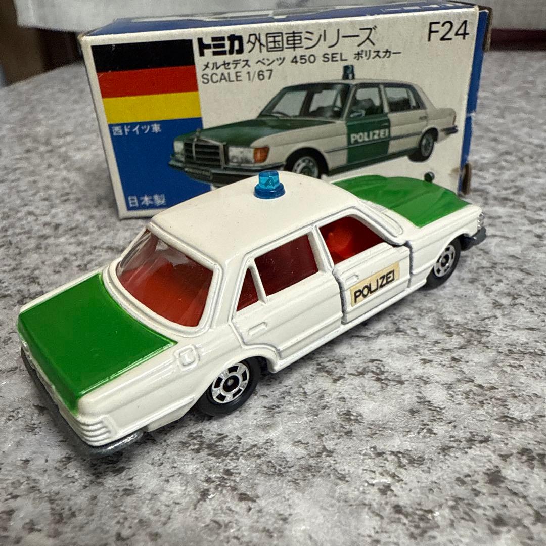 トミカ青箱外国車シリーズF24メルセデスベンツ&F25ルノー5