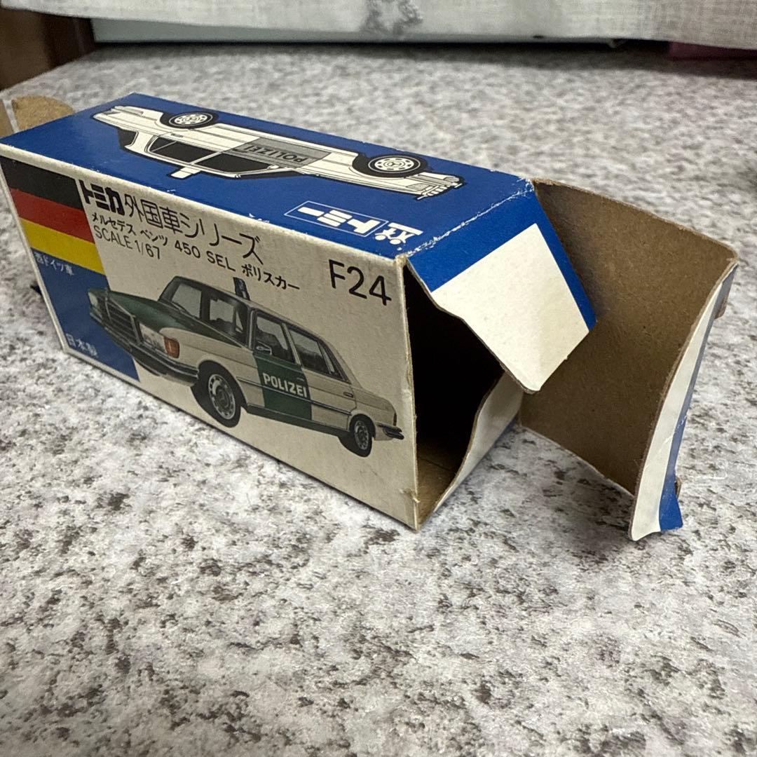 トミカ青箱外国車シリーズF24メルセデスベンツ&F25ルノー5