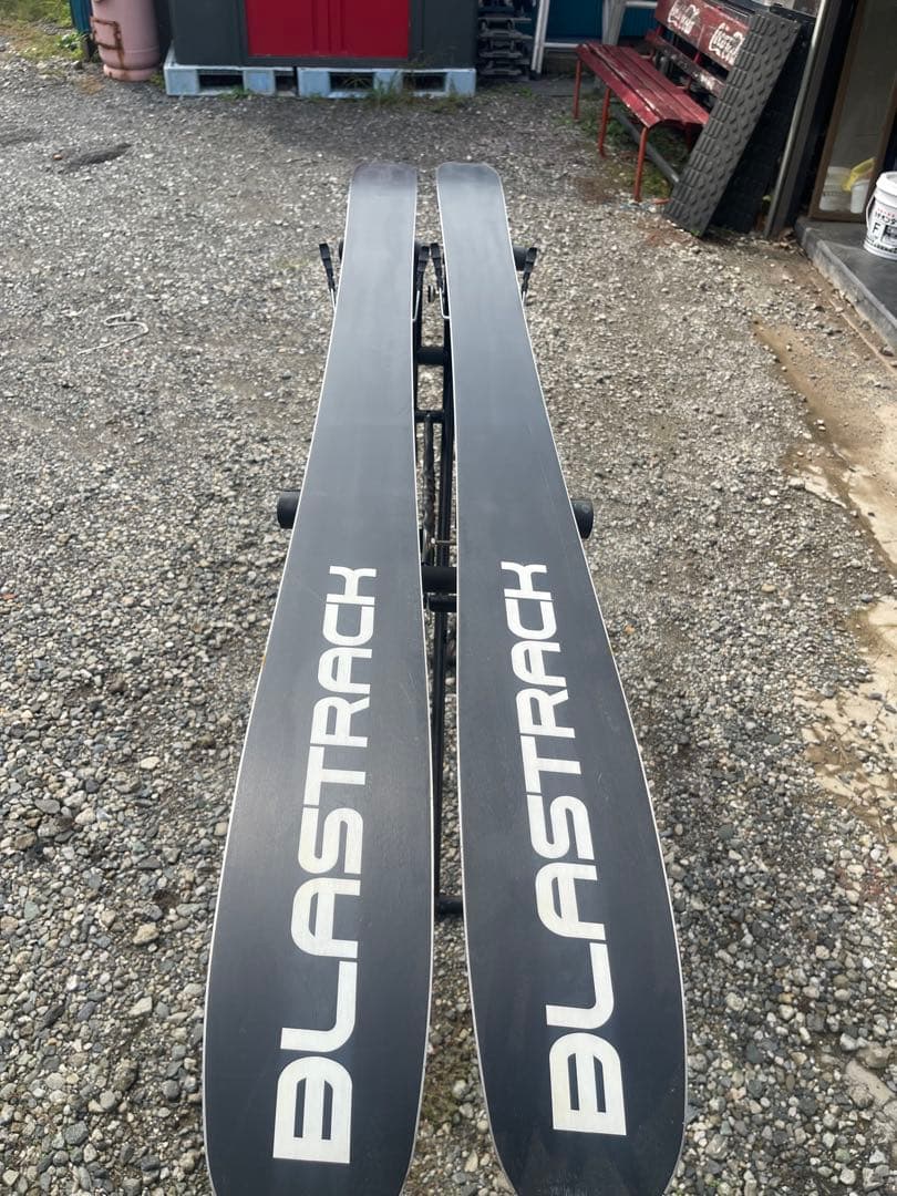 スキー BLASTRACK VERSANT 178