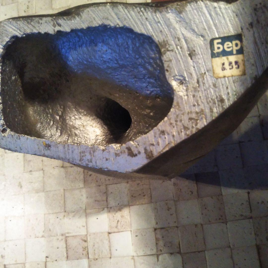 希少　レーニン像