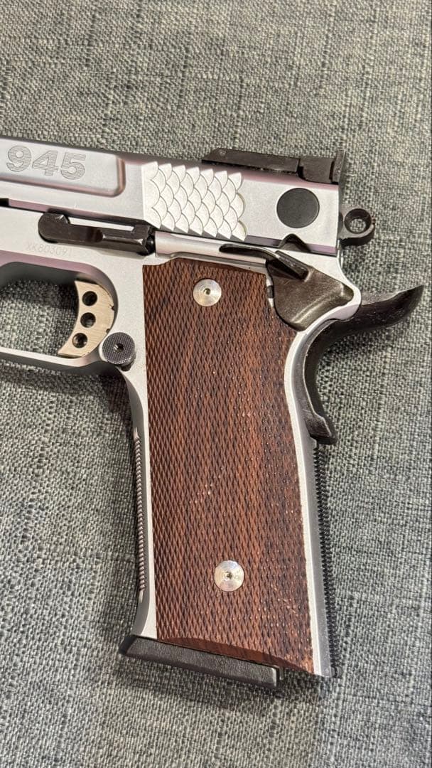 美品 KSC S&W M945 ステンレスシルバーモデル JASG安全基準適合