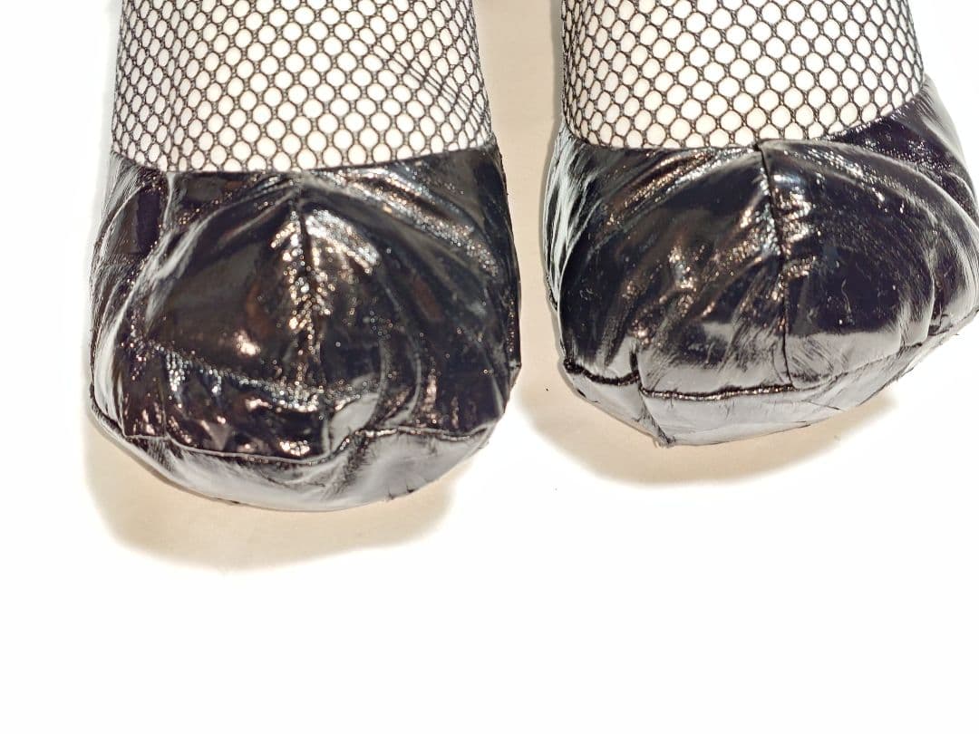 サンリオハロービッグバニーガールキティちゃんぬいぐるみ。