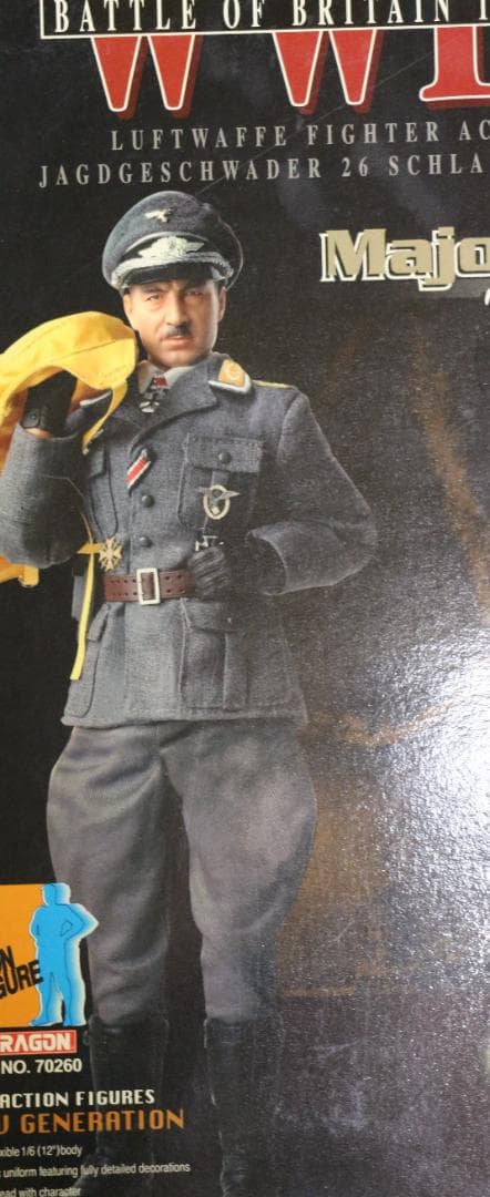 貴重　アドルフ・ガーランドフィギャー（ドラゴン）＋関連書籍　始まりと終わり