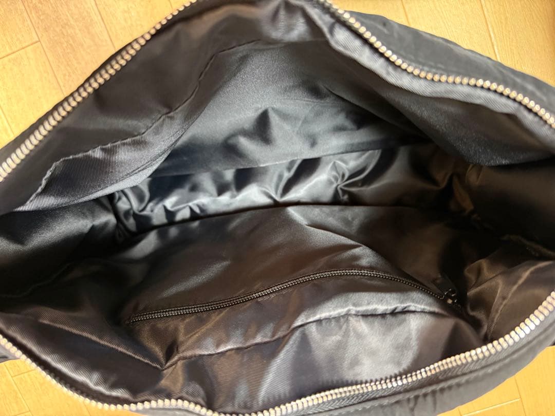 なとり　ntrm Kilted Shoulder Bag ブラック