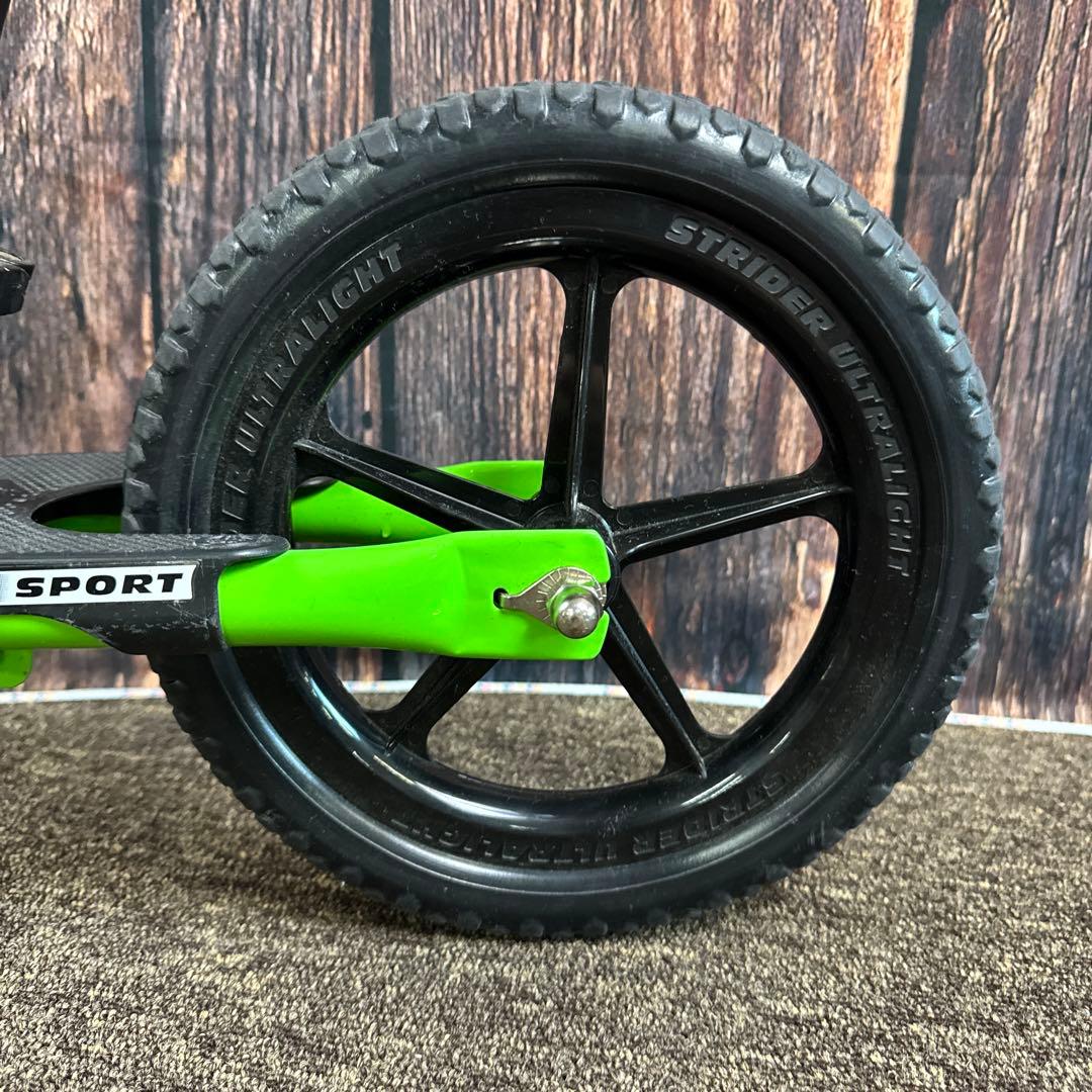 STRIDER 12インチ バランスバイク グリーン