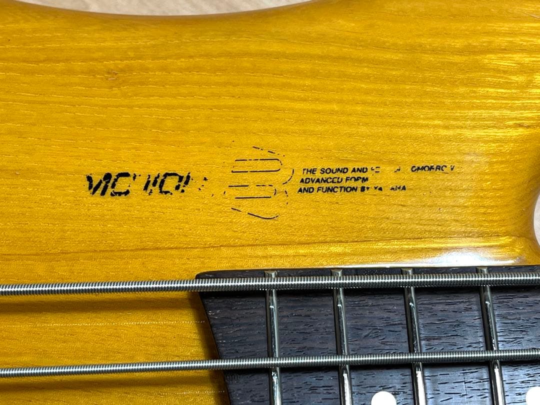 エレキベース ヤマハ モーションB MOTION B 木目 / ビンテージ