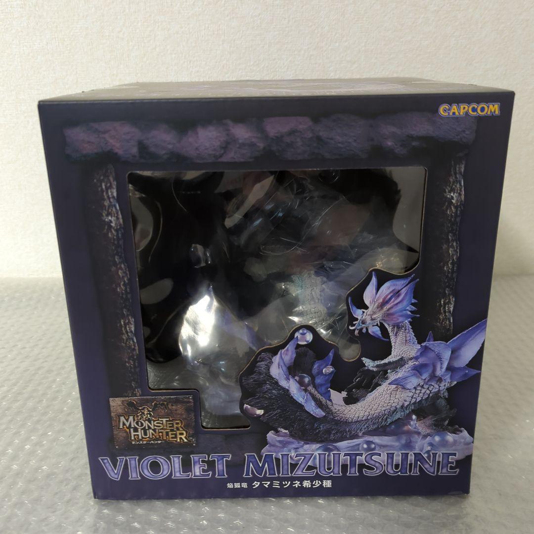 〚希少・未開封品〛クリエイターズモデル 焔狐竜 タマミツネ希少種 フィギュア