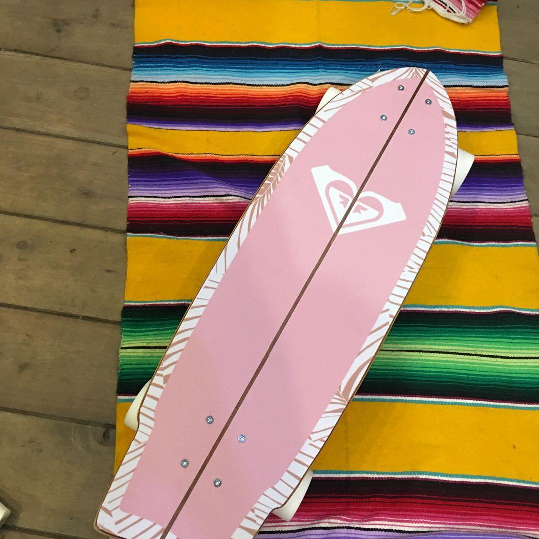 ROXY サーフスケート　クルーザー　陸トレ　サーファーガール