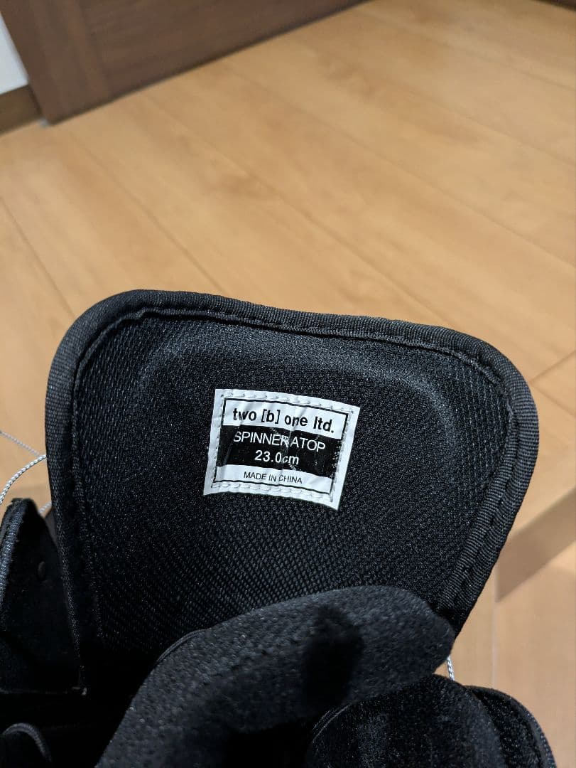 スノボー　ブーツ　レディース　23cm　未使用品