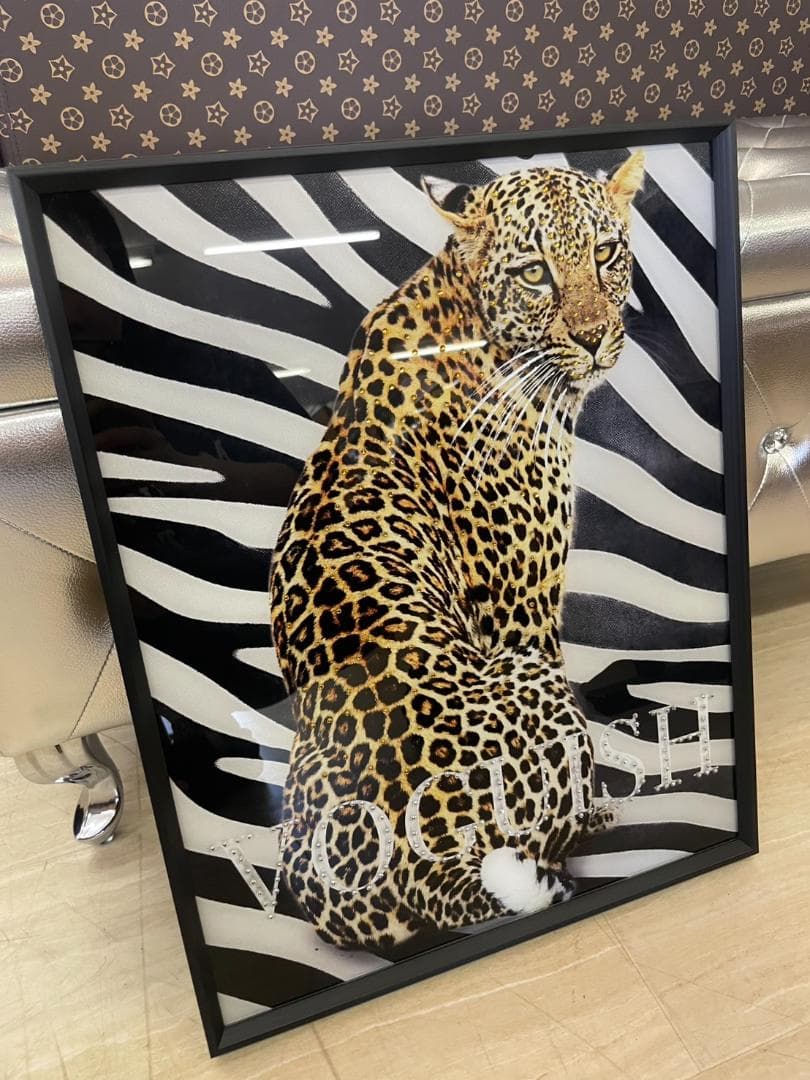 ガラスアートパネル　ヒョウ　キラキラ　絵画　額縁　アートフレーム　スタッズ　豹