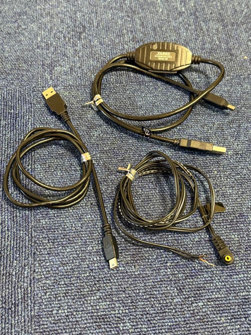 YAESU　FT3D（箱・付属品一部揃ってないのでジャンク品扱いで）