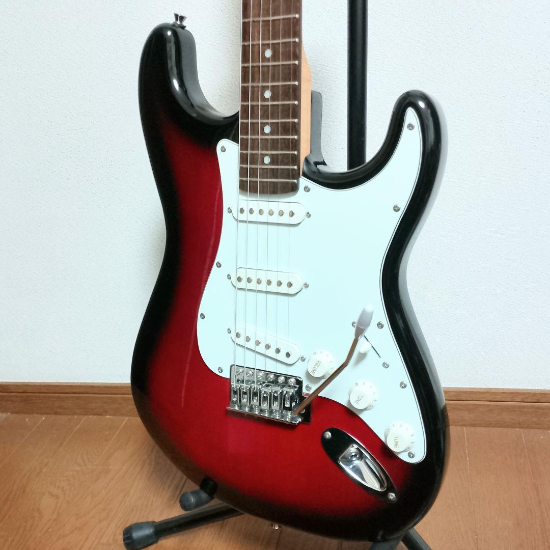 美品　PhotoGenic　ストラトキャスタータイプ　エレキギター　サンバースト