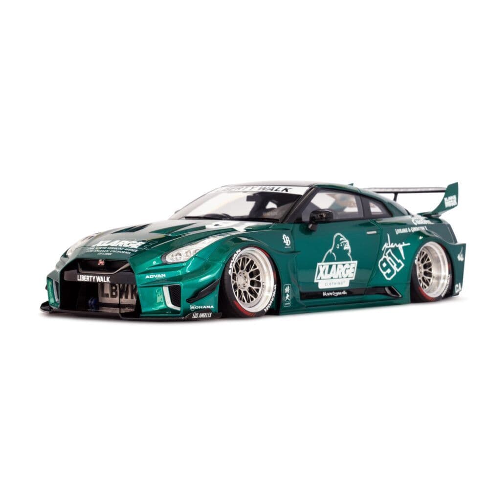 リバティーウォーク×エクストララージ 1/18 メイクアップ LB- GTR35