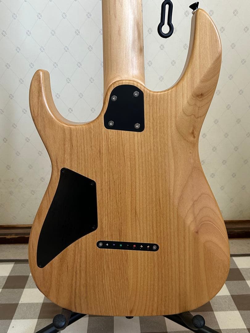 Saito Guitars S-724 エレキギター 7弦ギター