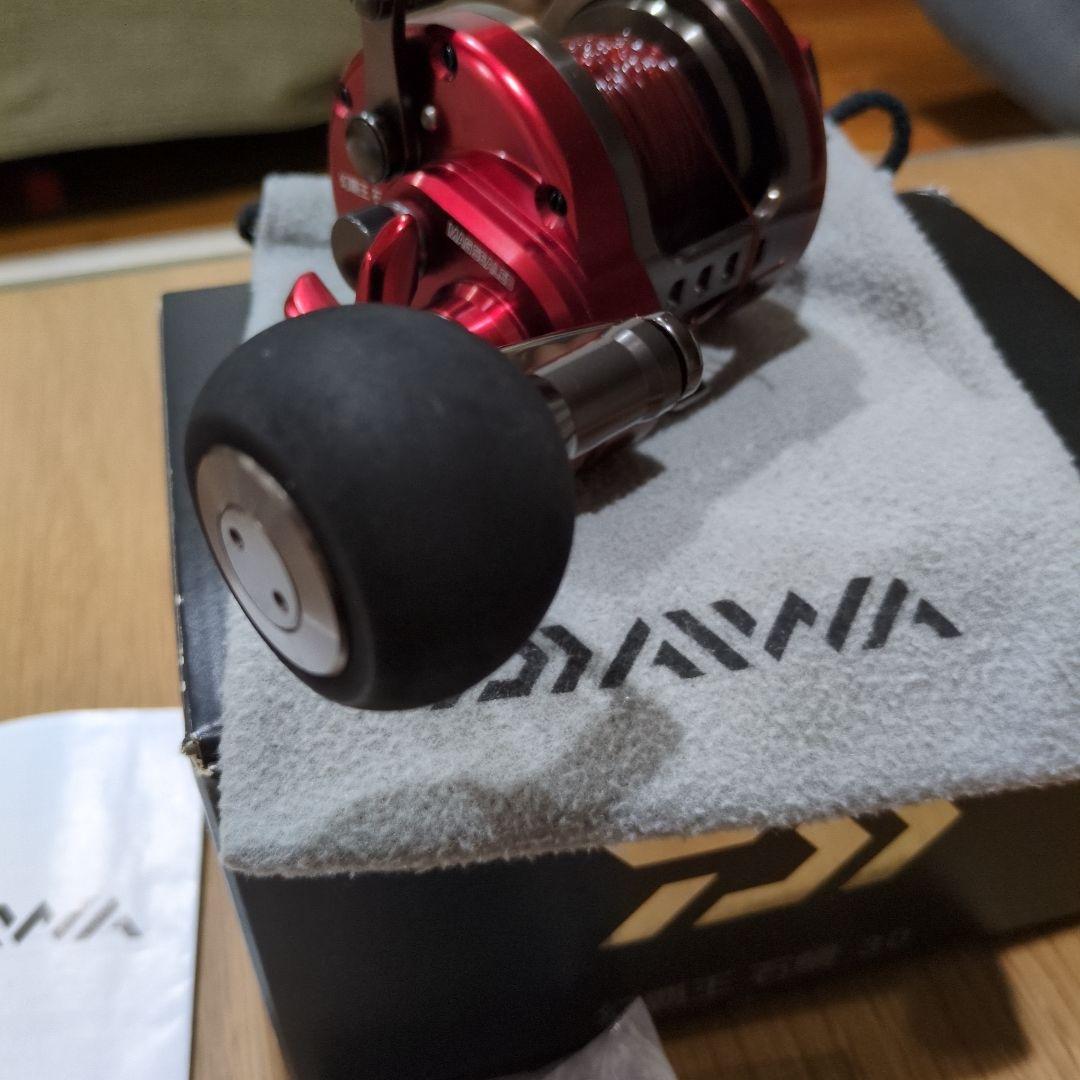 DAIWA 幻覇王30　両軸リール デジタル表示付き
