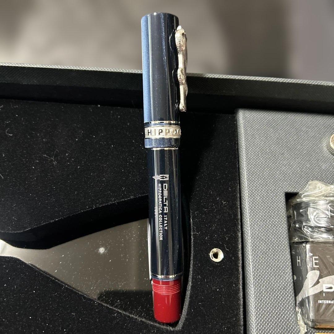 【値下げ】新品 未使用　希少　デルタ万年筆 ヒポクラティカ 万年筆　ニブM