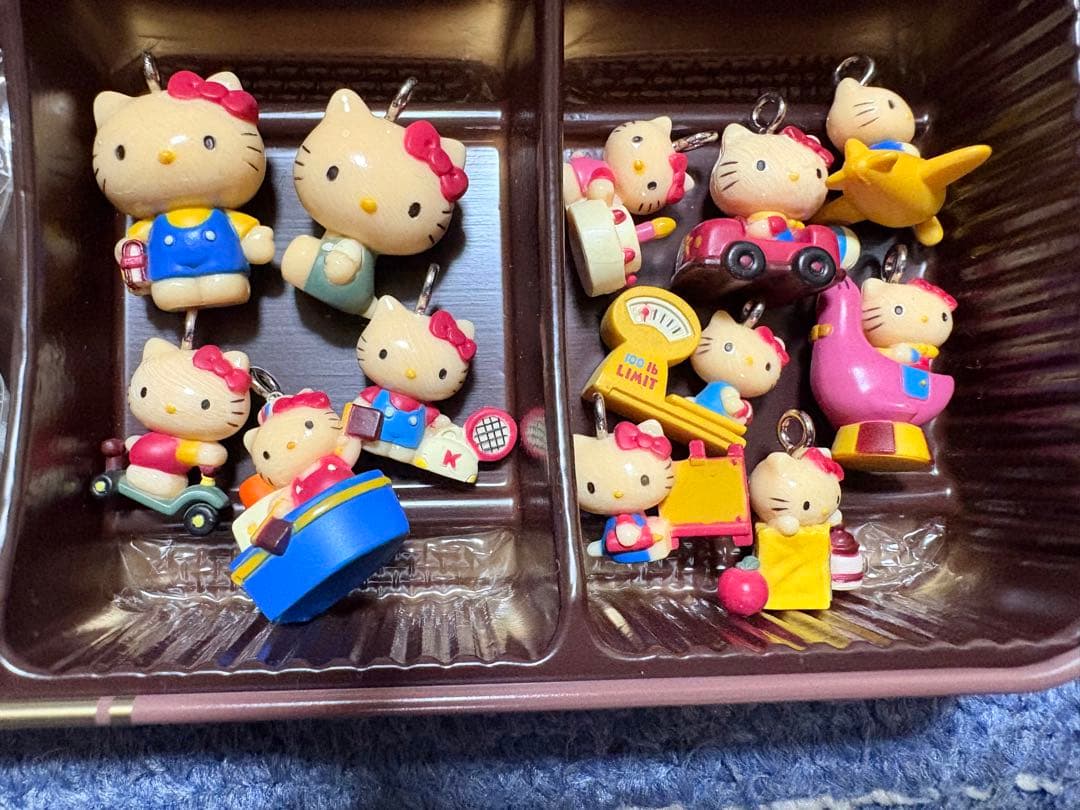 【鬼レア】HELLO KITTY CLASSIK CLUBとキティフルーツ占い