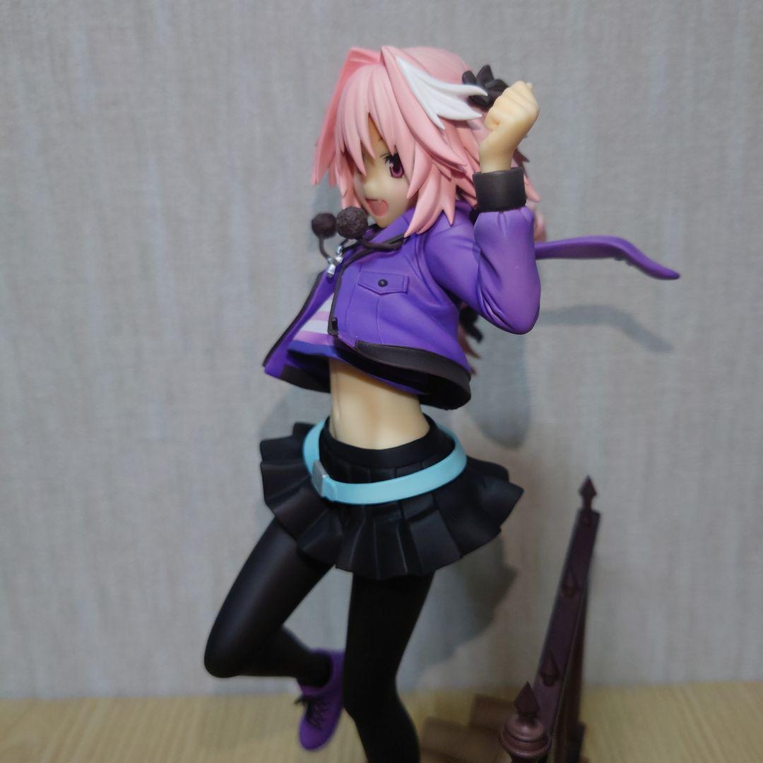 黒のライダー アストルフォ 私服　フィギュア