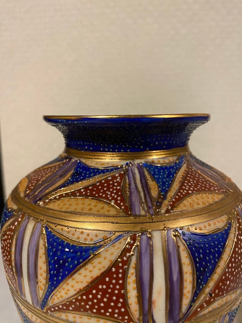 中国美術 色彩金欄赤粒青粒白粒