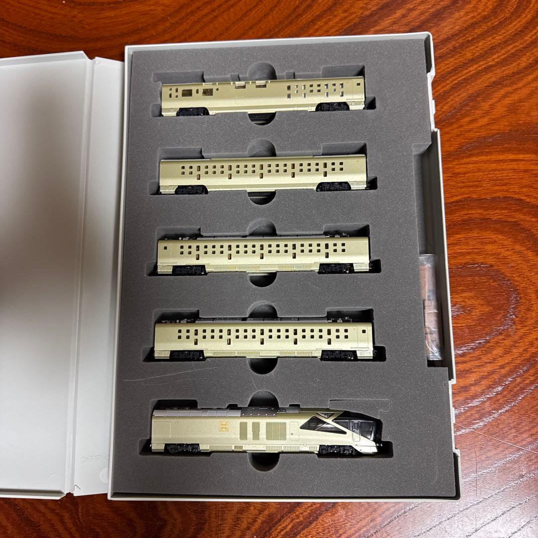 tomix JR東日本 E001 形 『TRAIN SUITE 四季島』　10両