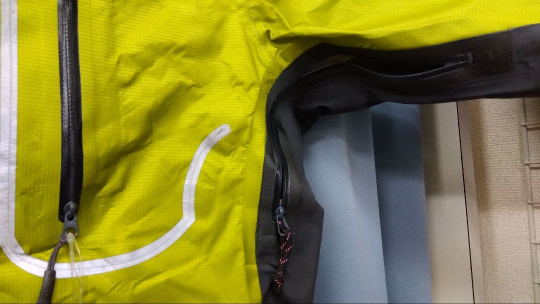 mont-bell GORE-TEX サイクルレインジャケット〈女性用〉Lサイズ