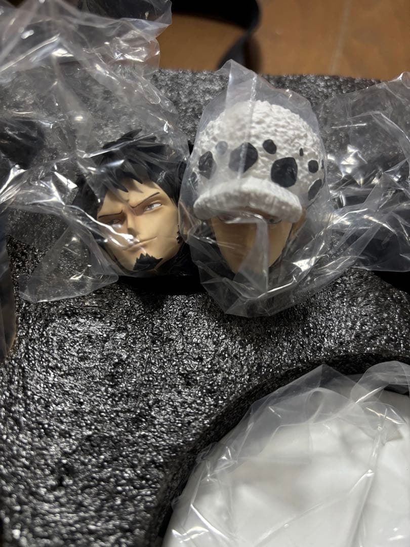 ワンピース　トラファルガー・ロー　ガレキ　フィギュア