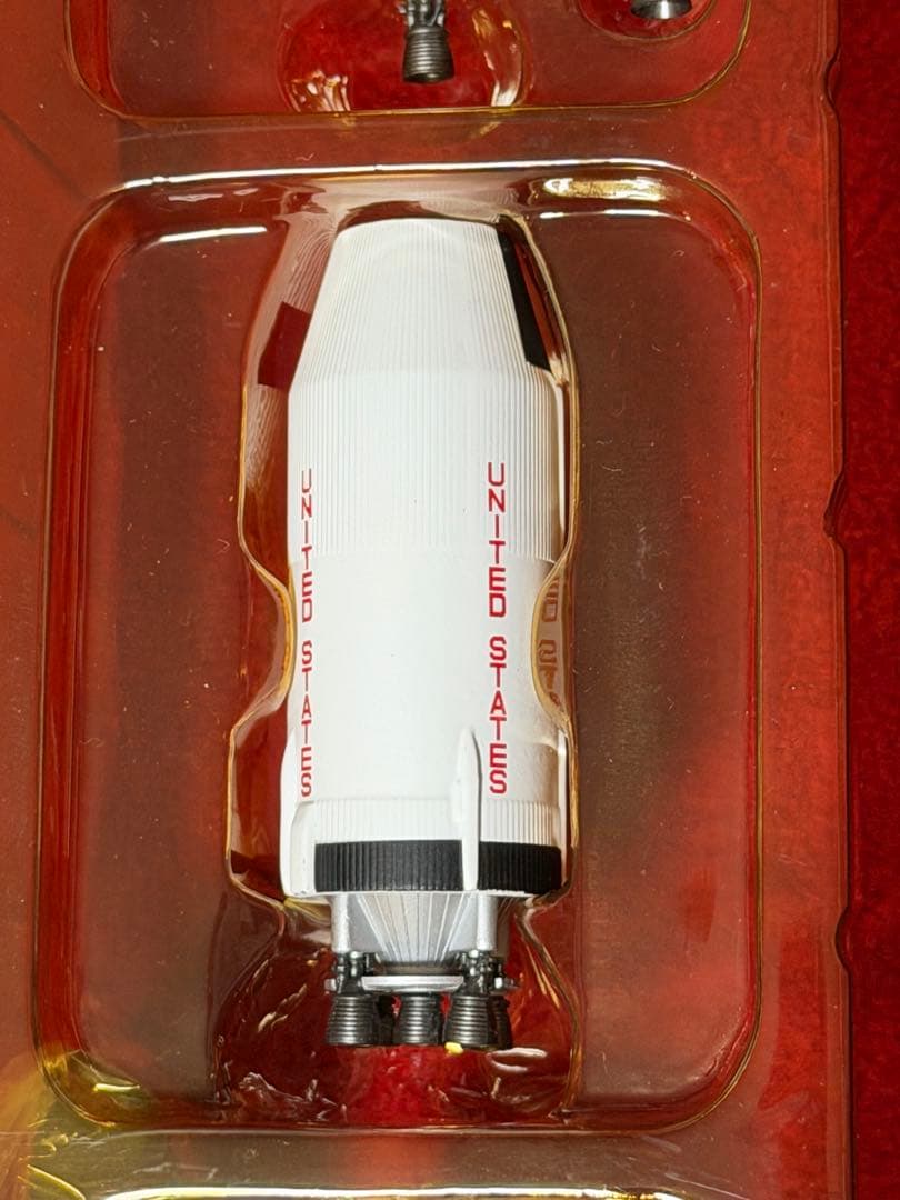 ドラゴン1/400 アポロ11 サターンⅤ & スペースシャトル ディスカバリー