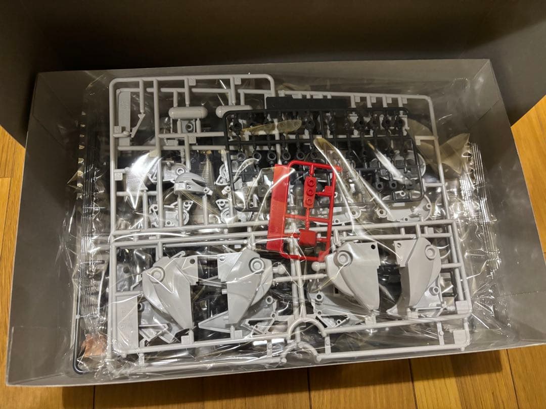 ガンプラHG1/144ザク4個セット バンダイ