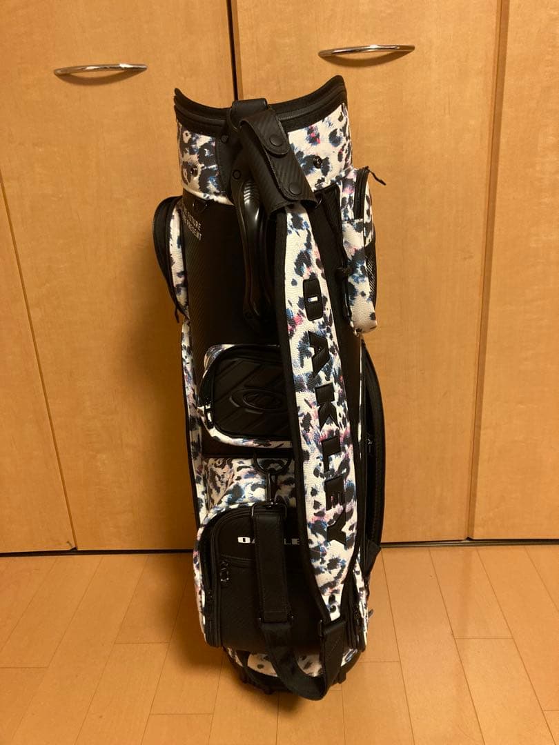 オークリー　9.5型　OAKLEY キャディバッグ　スカル　美品