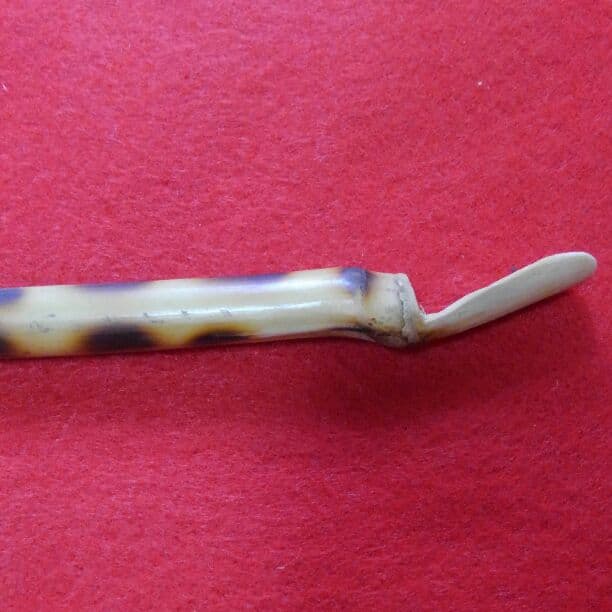 焼斑茶杓　標高1000 M 曲がり竹使用