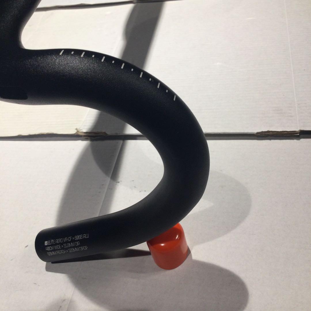 パーツ Bontrager ELITE AERO VR-CF ROAD HANDLE