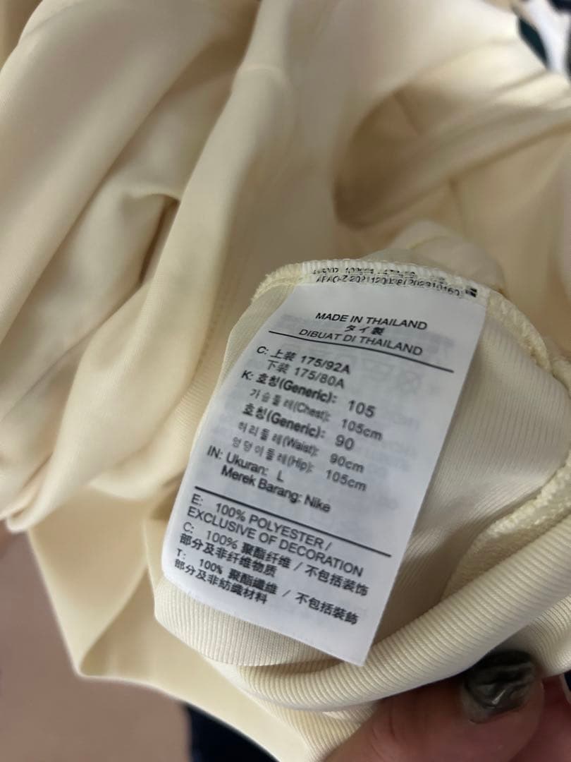 リヴァプール　ジャケット＆パンツ ナイキ