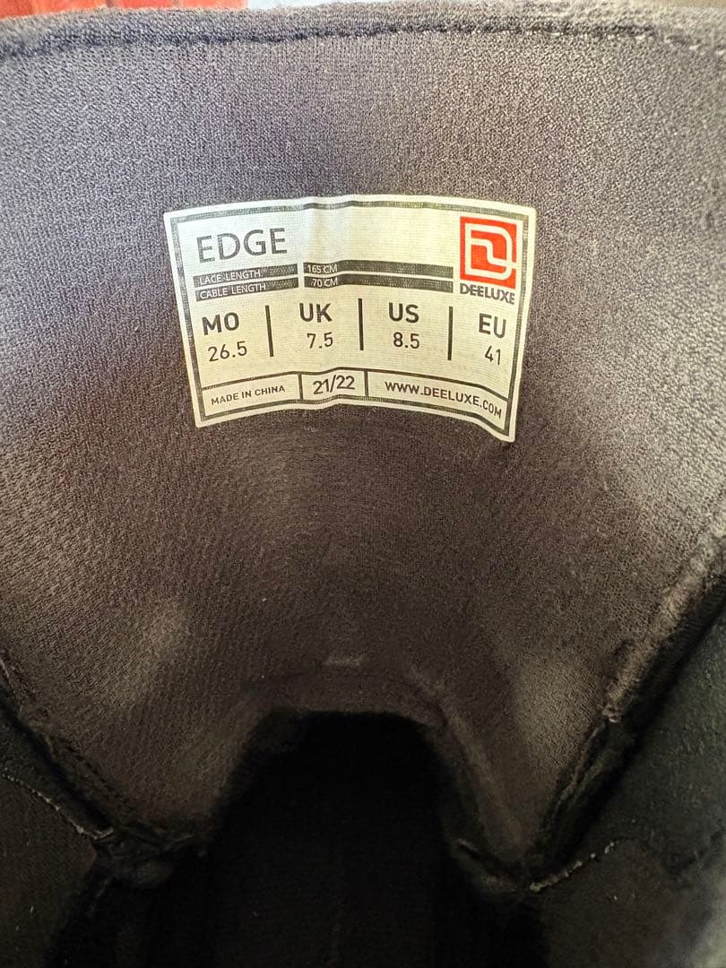 ディーラックスエッジ