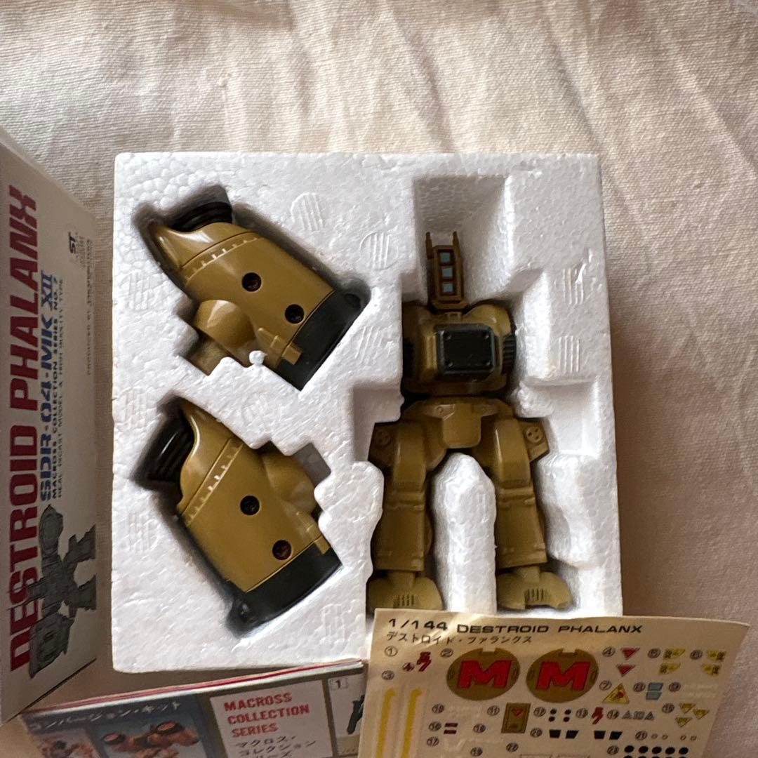 タカトクトイズ製 1/144 デストロイド・ファランクス（マクロス）