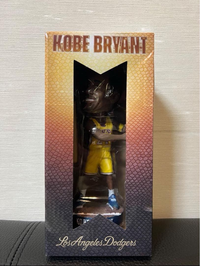 コービーブライアント　ボブルヘッド Los Angeles Dodge