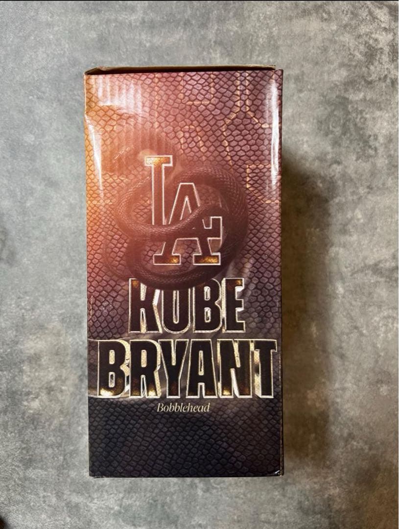 コービーブライアント　ボブルヘッド Los Angeles Dodge