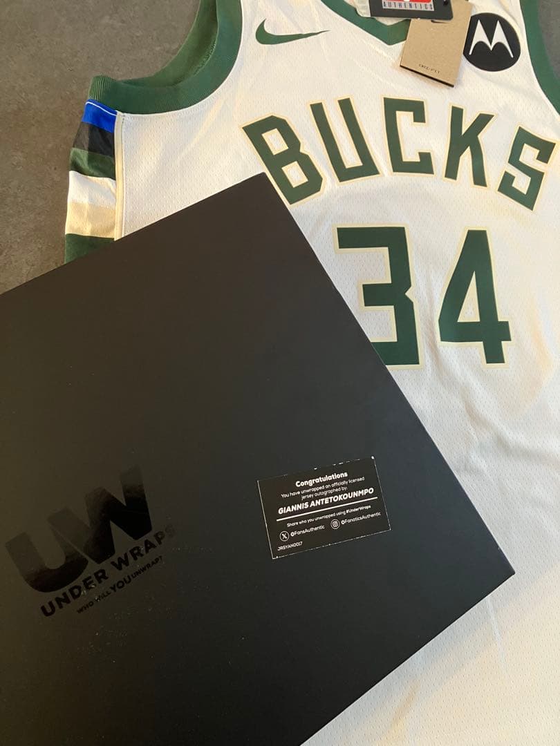 【fanatics】Antetokounmpo 直筆サインユニフォーム