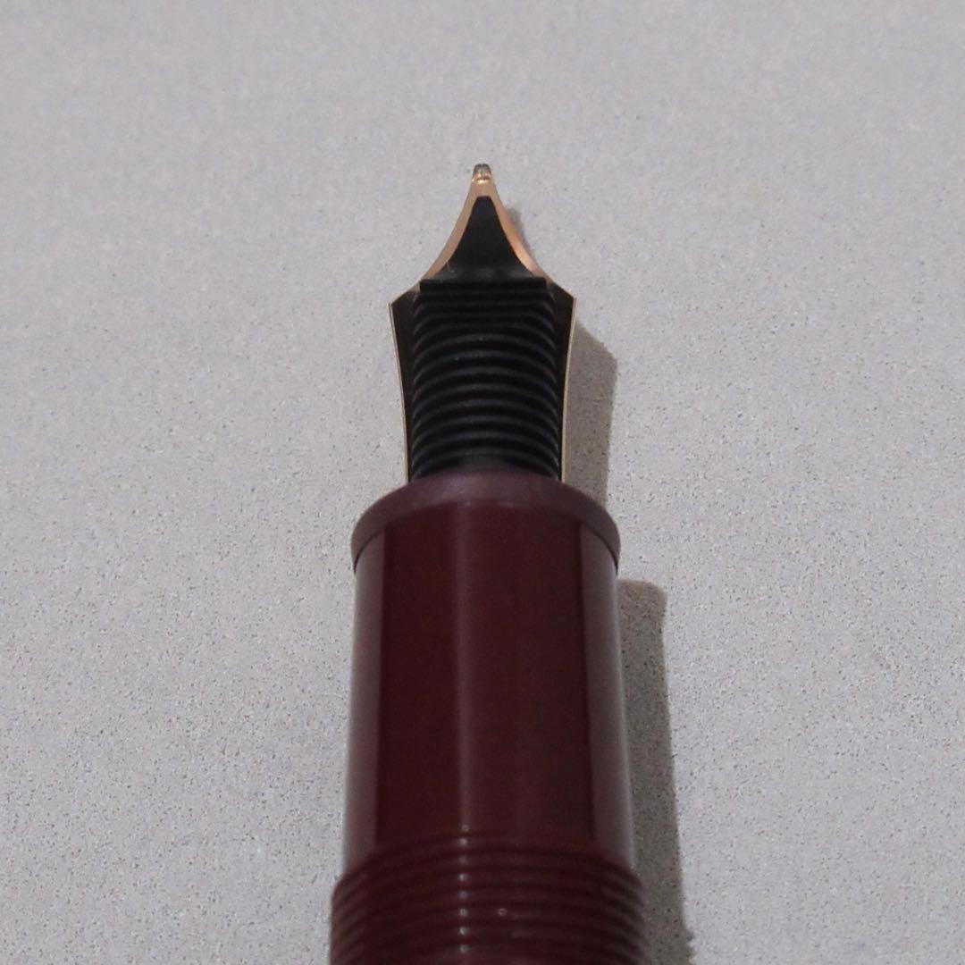 モンブラン 万年筆 146 星の王子さま ハッピーホリデー ローズ 125586