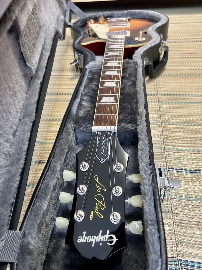 ギター Epiphone Inspired by Gibson Les Paul 50s