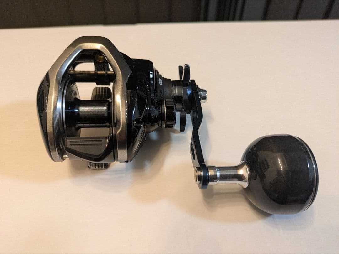 グラップラー 300HG ベイトリール